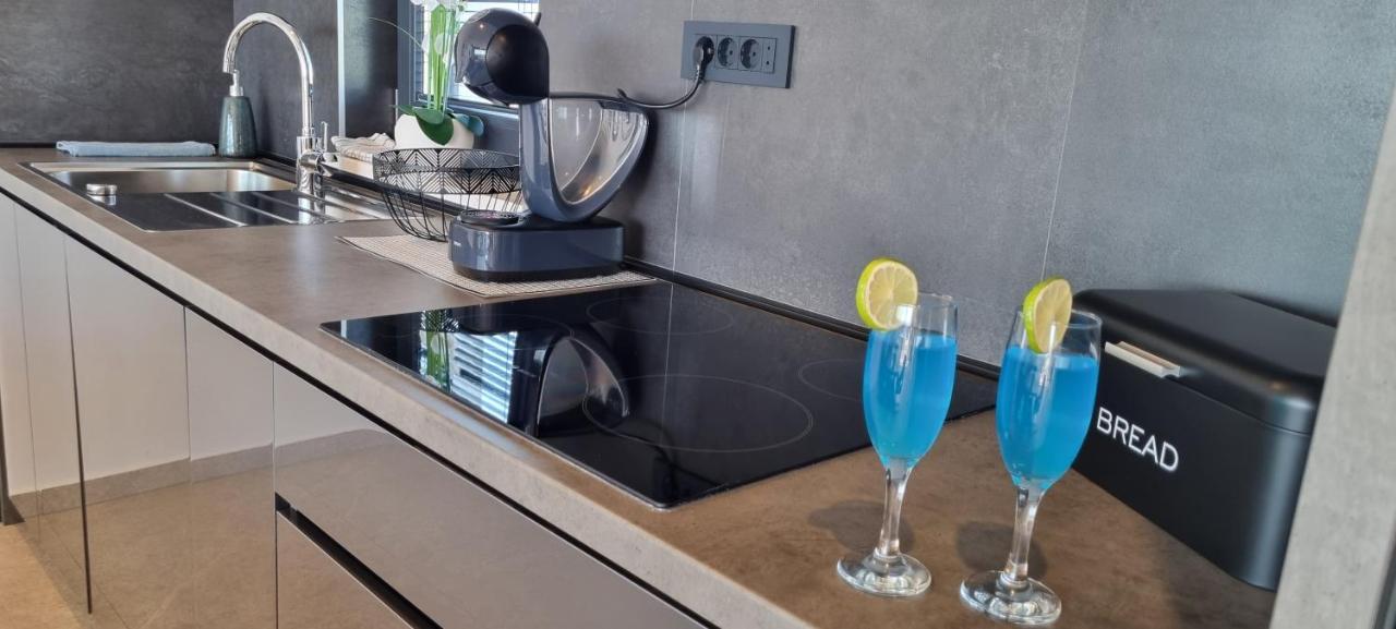 Dinary Apartman Vir Esterno foto